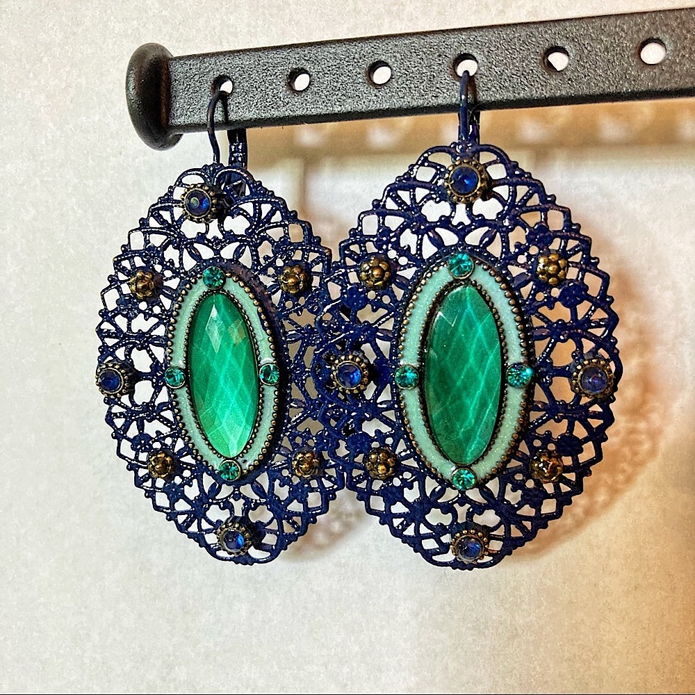 Statement Earrings - Picture 4 of 4